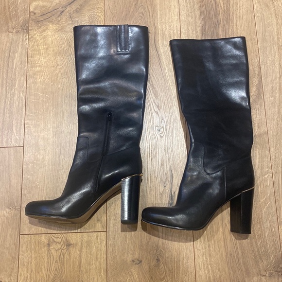 Michael Kors boots - Picture 1 of 8